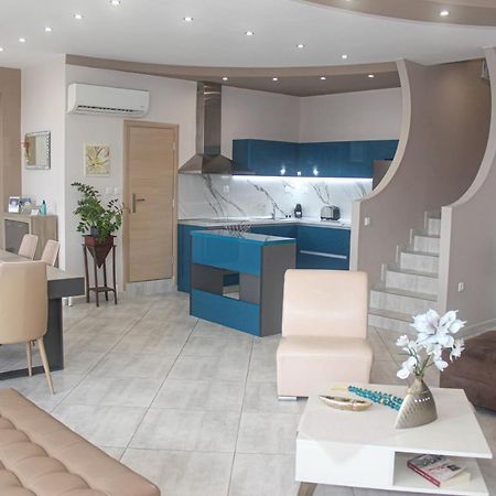 Endless Blue Apartment Paleo Tsifliki Exterior photo